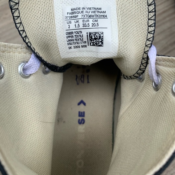 CONVERSE ALL STAR Chuck Taylor Youth Size US 2 EUR 33.5 Black Sneakers - Picture 7 of 8